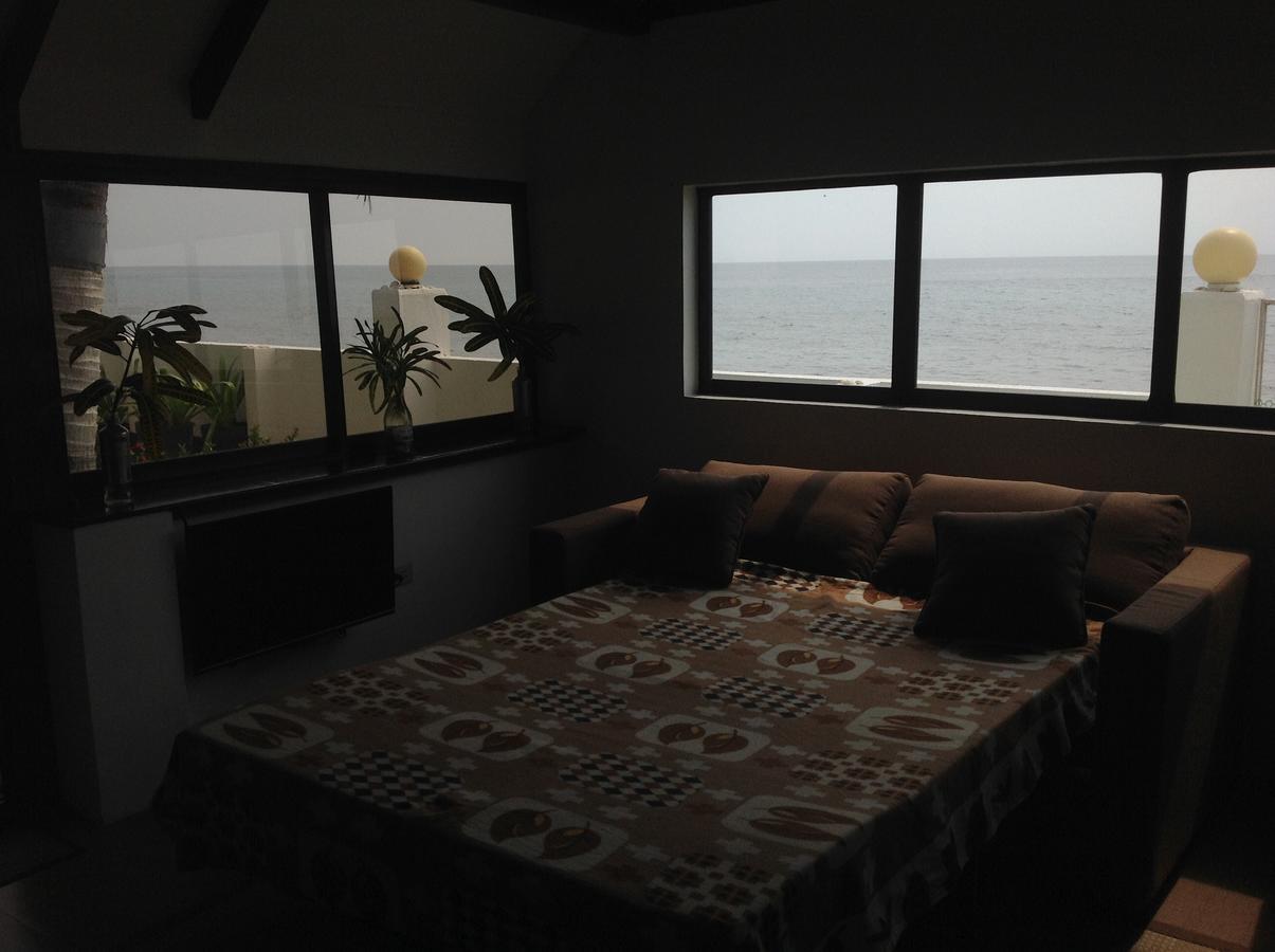 Bamboo Beachhouse Dormitory Garcia Hernandez Luaran gambar