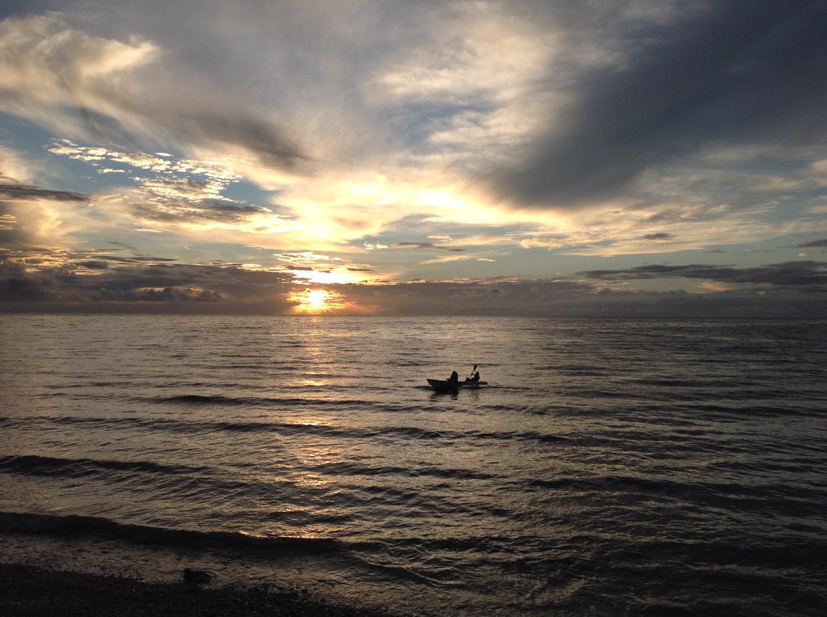 Bamboo Beachhouse Dormitory Garcia Hernandez Luaran gambar
