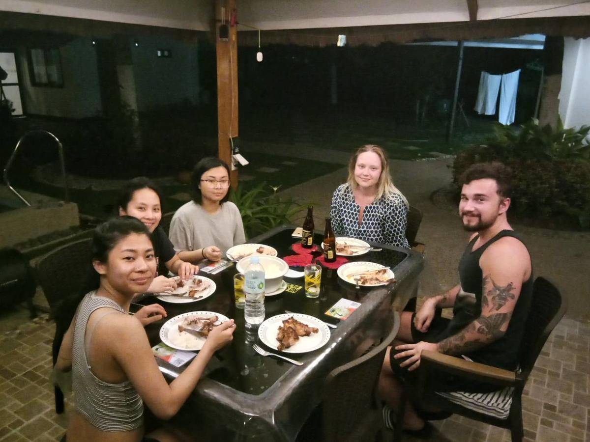 Bamboo Beachhouse Dormitory Garcia Hernandez Luaran gambar